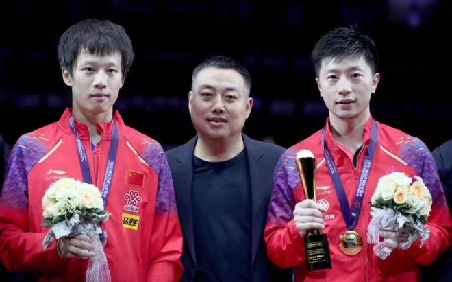 尤其是他在 尤其是他在